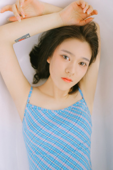 爱矢峰子